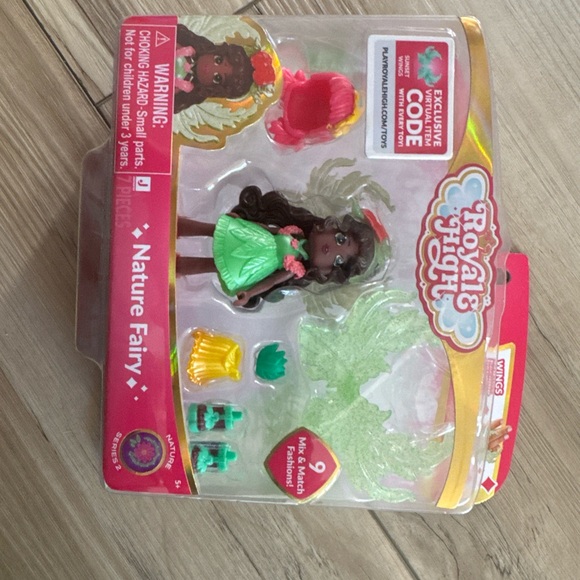 Roblox Royale High Series 2 Nature Fairy Doll (NEW WITH VIRTURAL CODE) - Picture 8 of 8